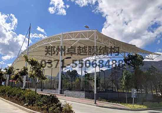 鶴壁張拉膜籃球場遮陽棚生產廠家設計施工【鶴壁職業(yè)技術學院張拉膜籃球場遮陽棚】等項目